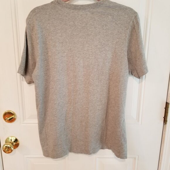 Nike SB Queen Card Foot District GrayT-Shirt, Men's Size M - Picture 5 of 7